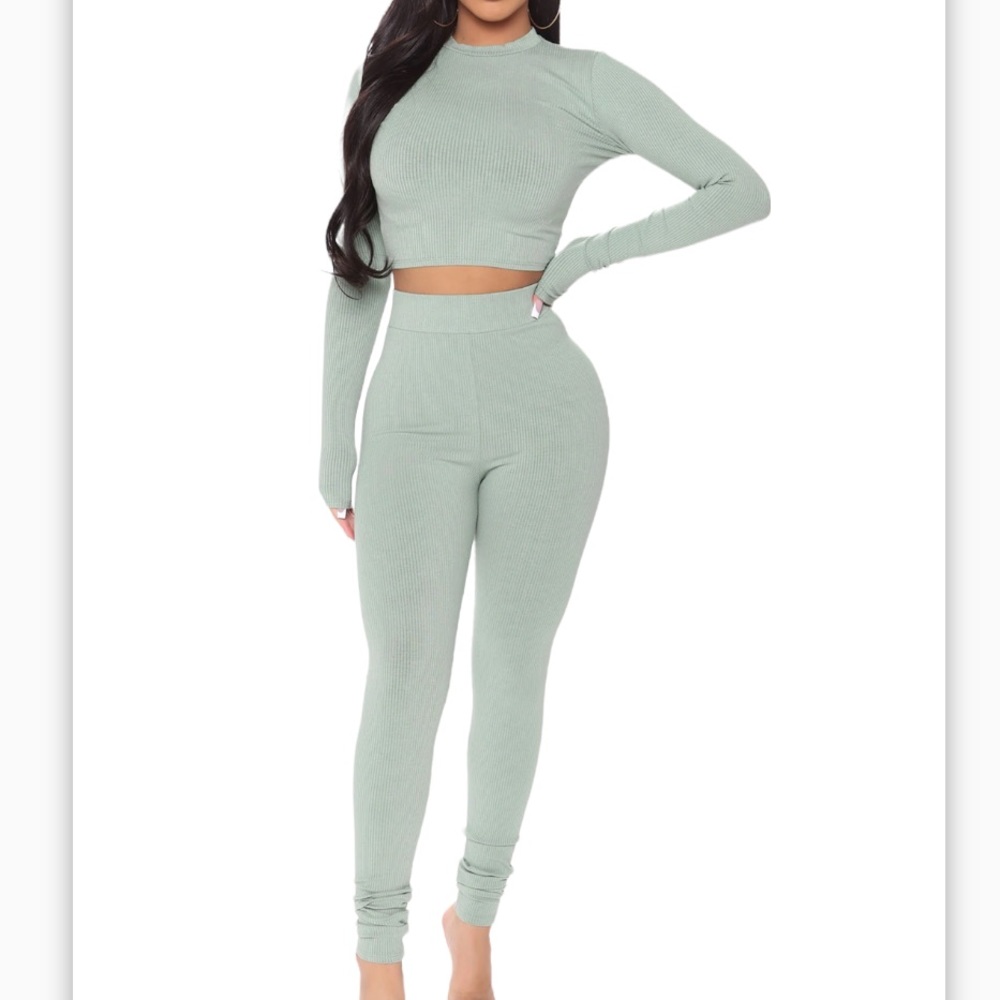Sage Matching Set